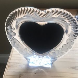 Lead crystal heart picture frame